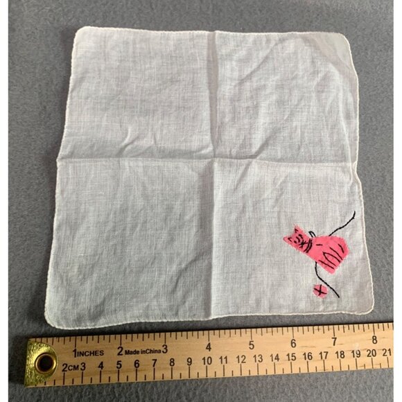 Vintage Handkerchief Lot - Elephant Duck Embroidered Designs - 7" to 10" - Picture 7 of 8